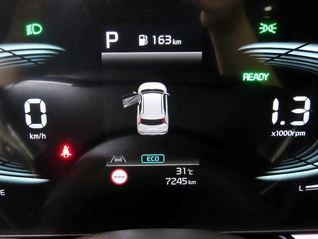 Kia Niro — photo 09