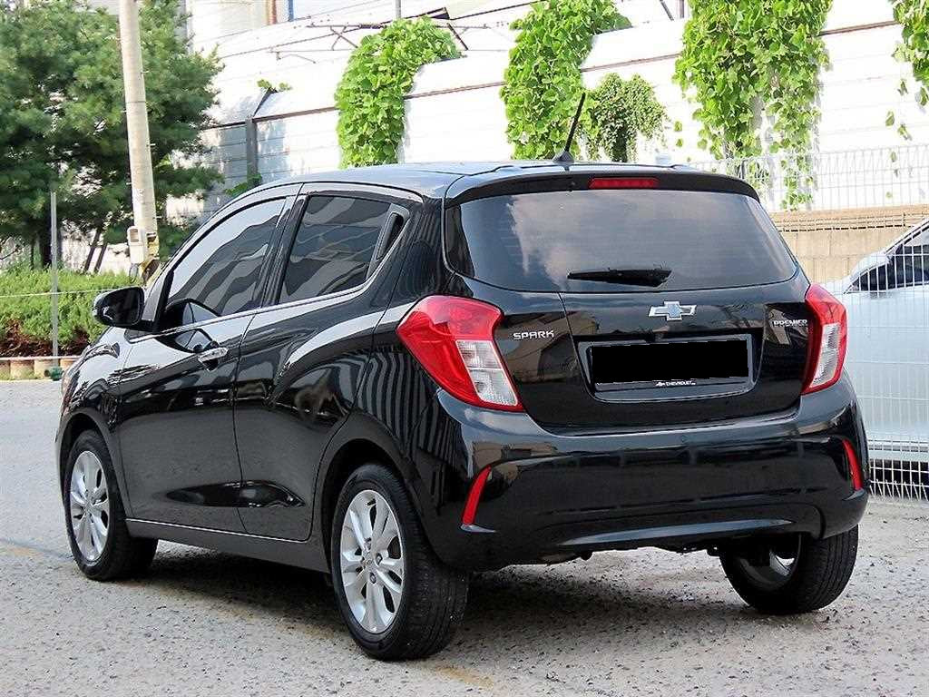CHEVROLET Spark — photo 03