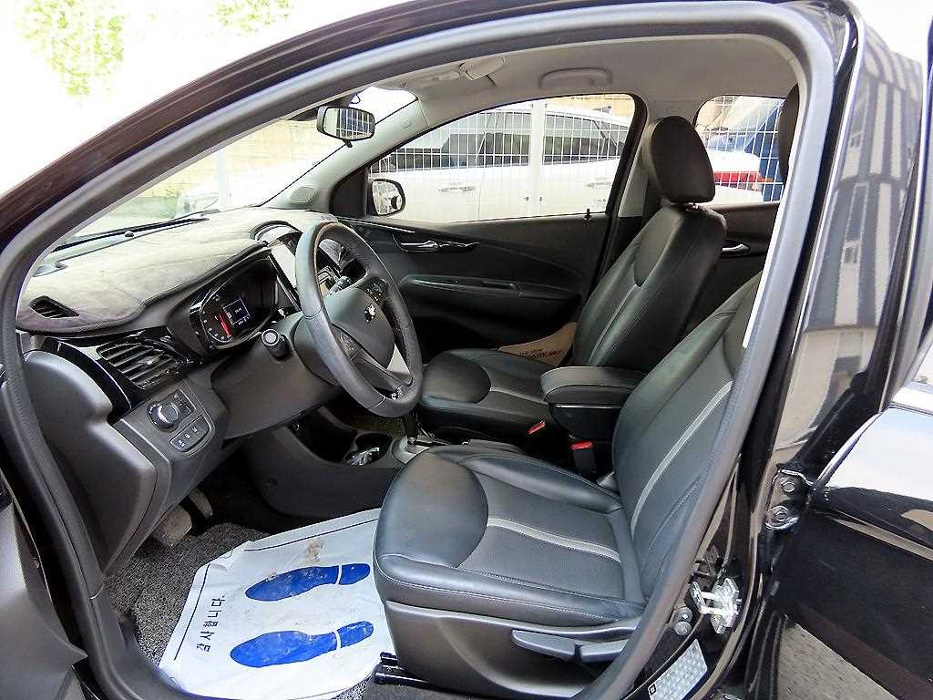 CHEVROLET Spark — photo 05