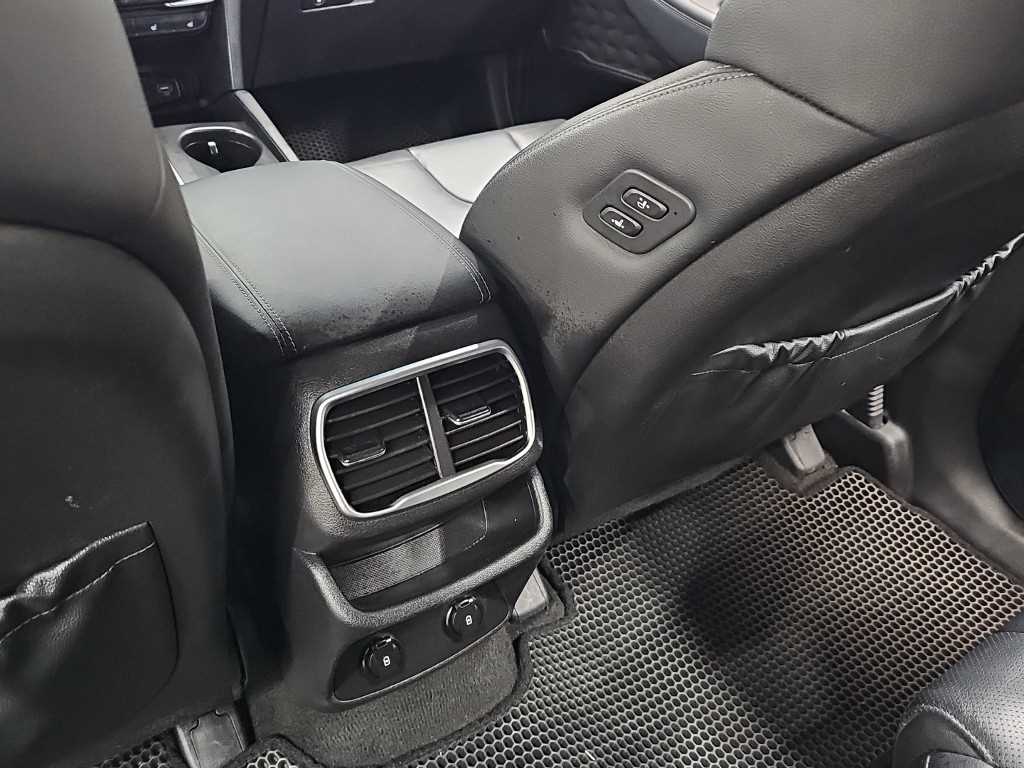 Hyundai Santafe — photo 15