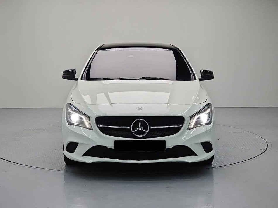 Mercedes-Benz CLA-Class — photo 01