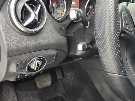 Mercedes-Benz CLA-Class — photo 17