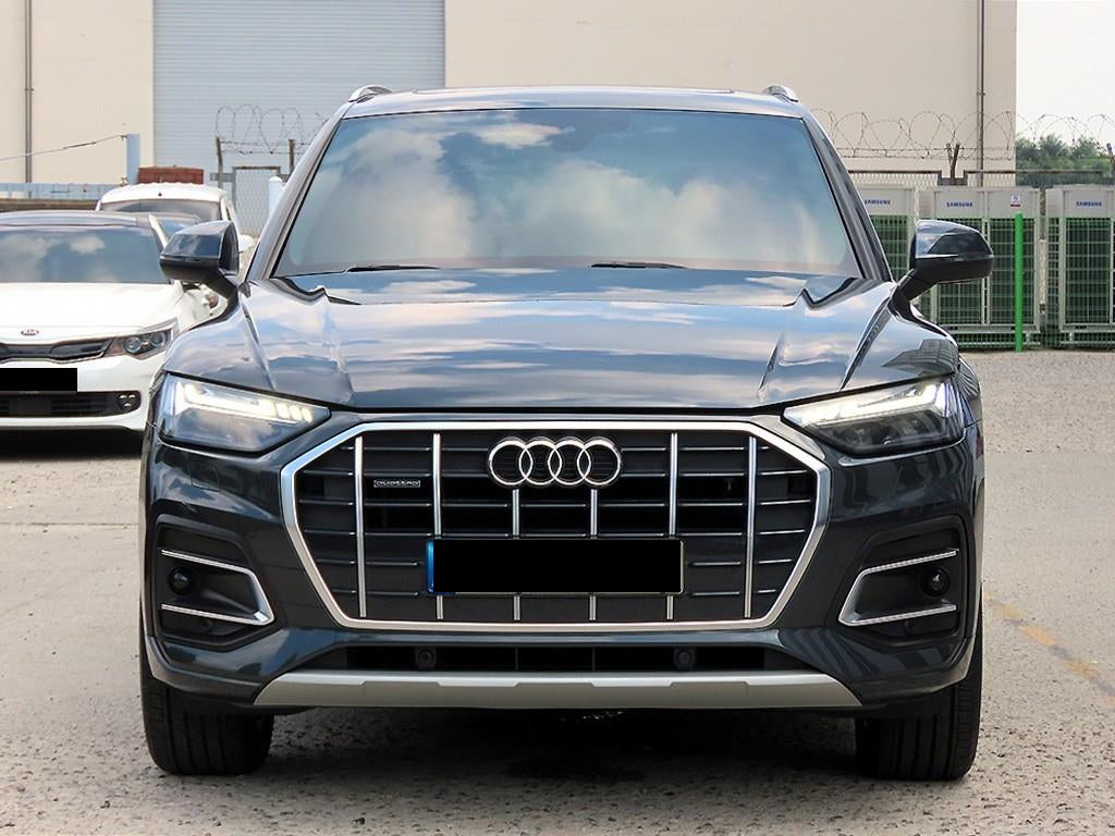 Audi Q5 — photo 01