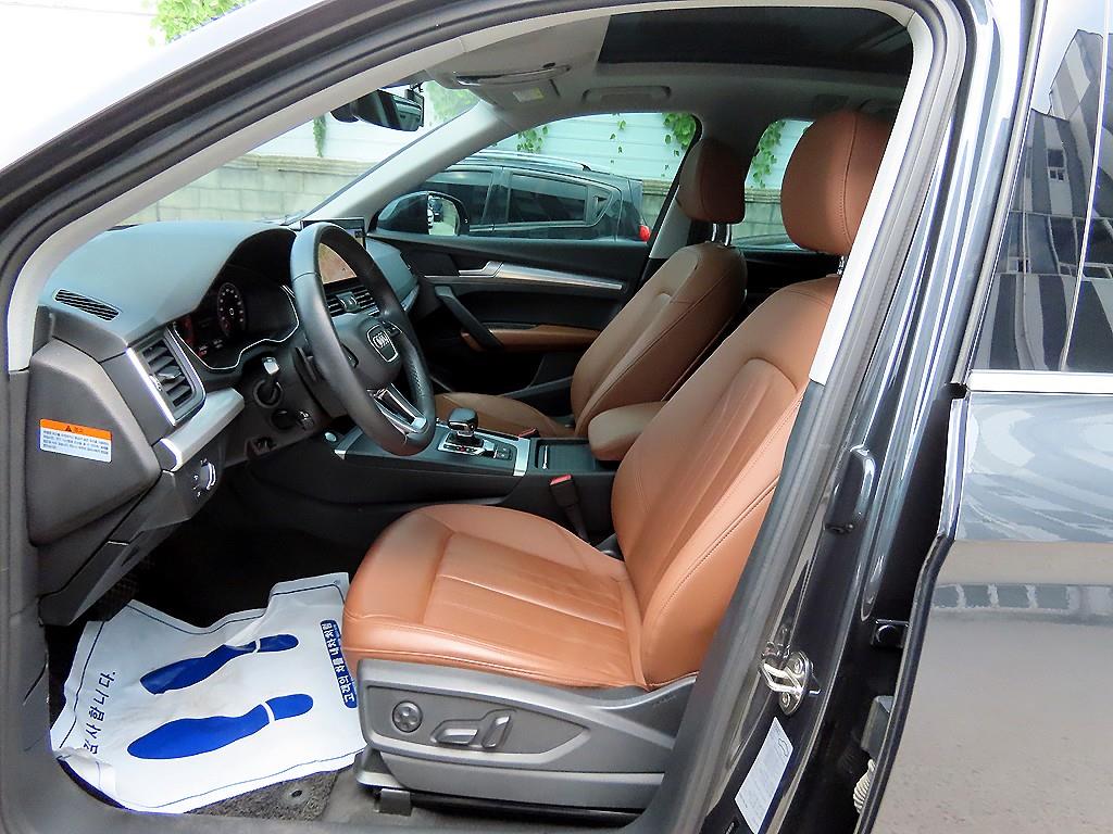 Audi Q5 — photo 05