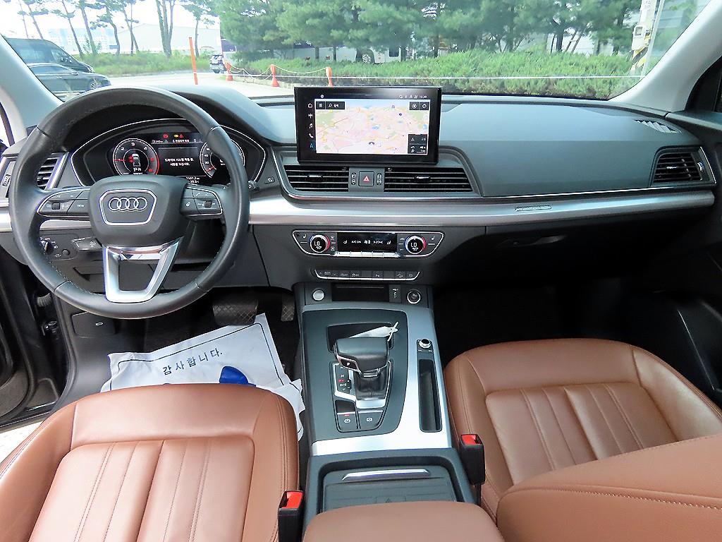 Audi Q5 — photo 07