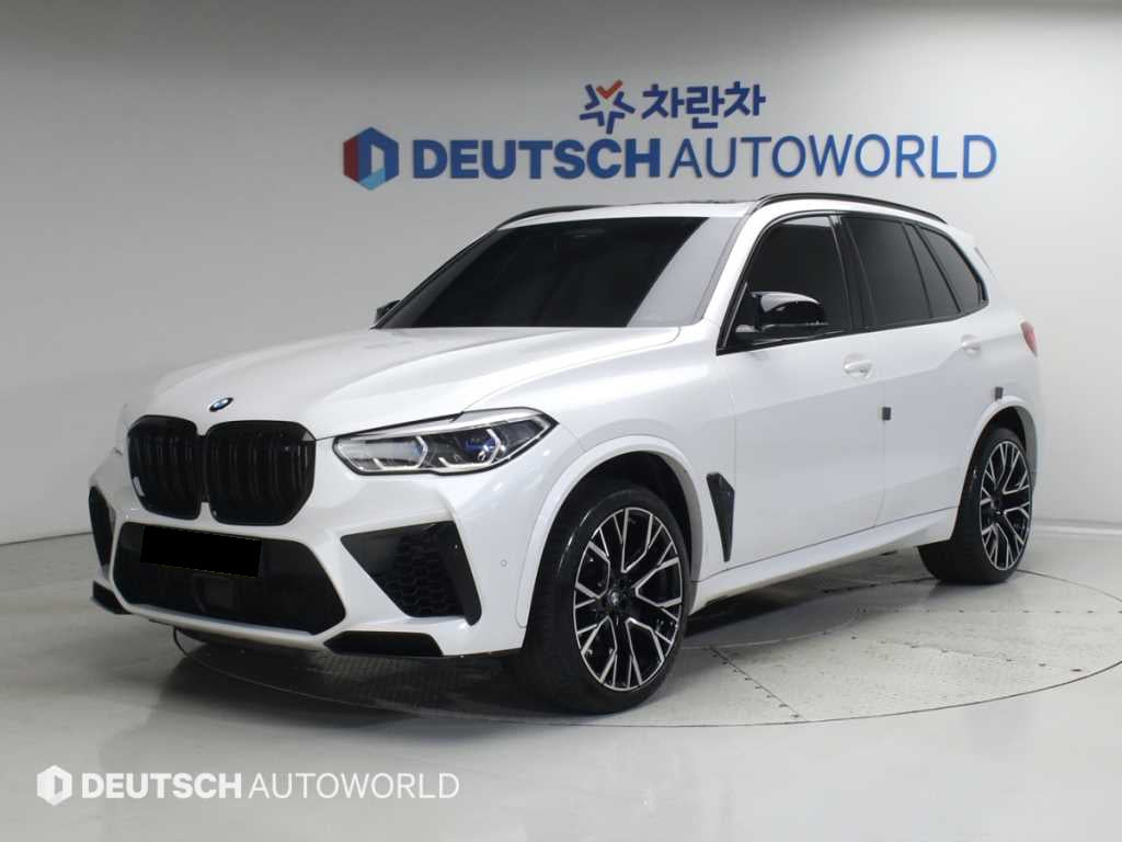 BMW X5M — photo 01