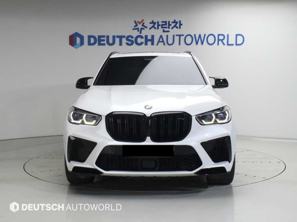 BMW X5M — photo 03