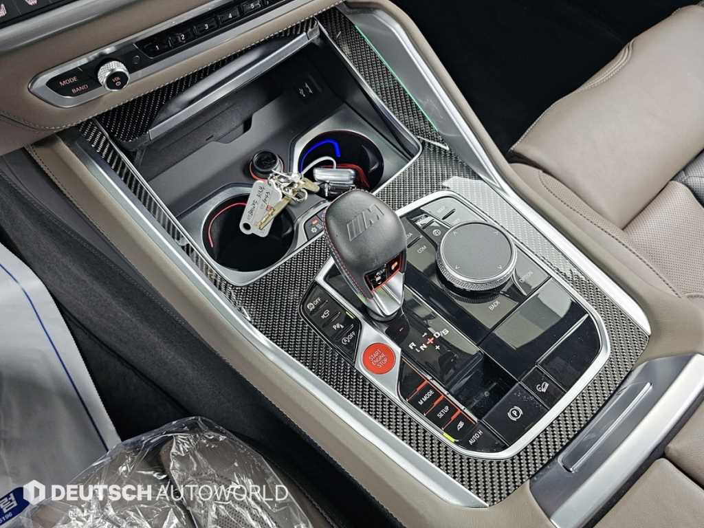 BMW X5M — photo 09