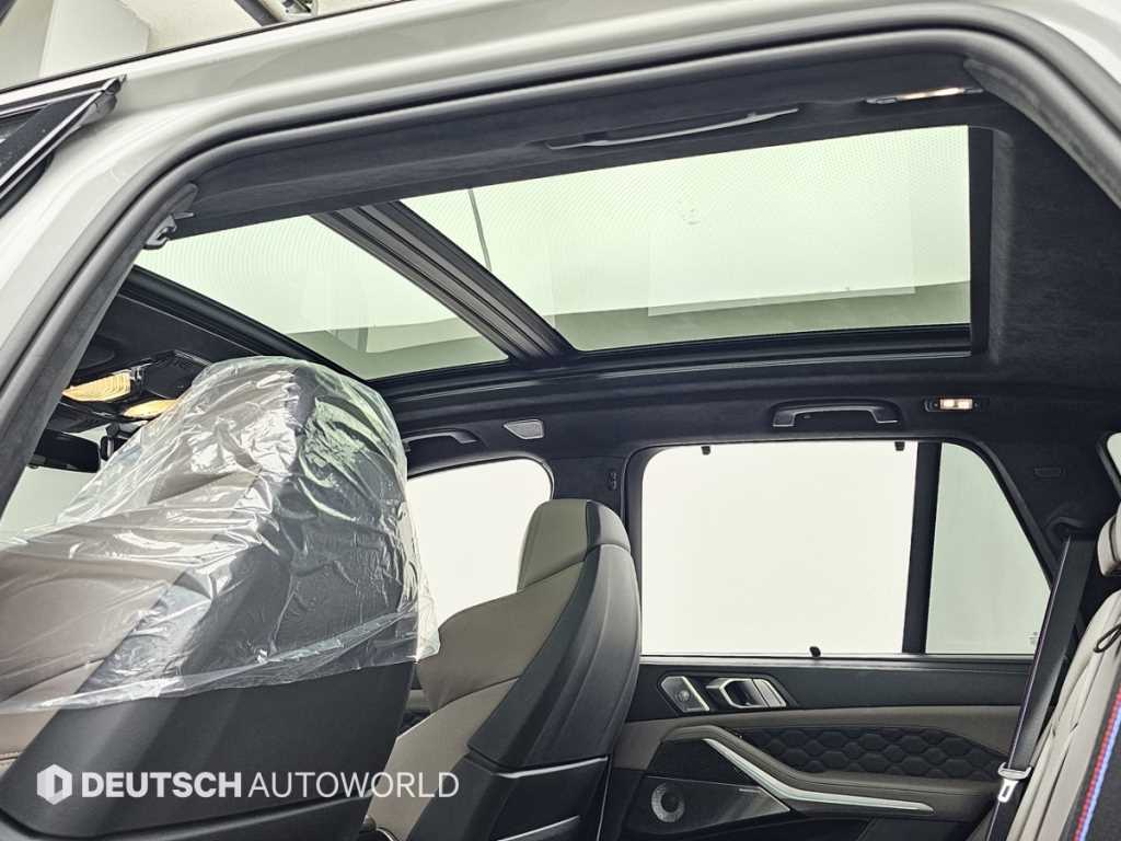 BMW X5M — photo 18