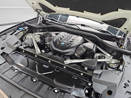 BMW X5 — photo 05