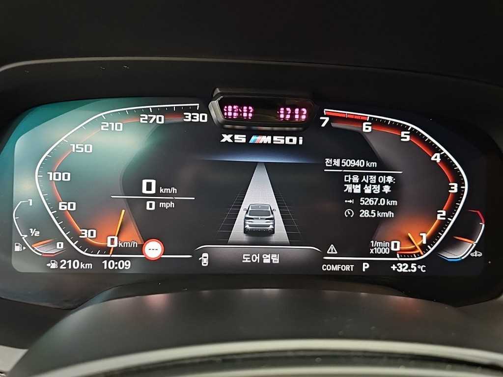 BMW X5 — photo 06