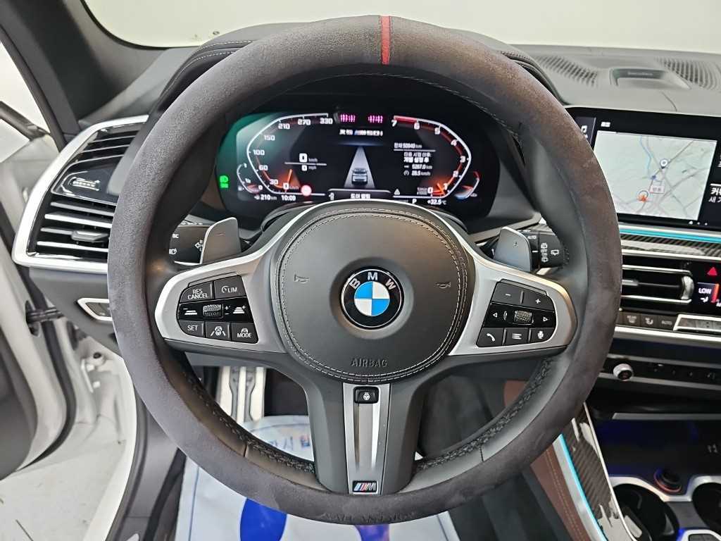 BMW X5 — photo 09