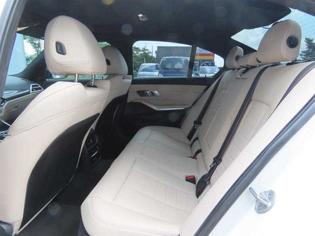 BMW 3-Series — photo 07