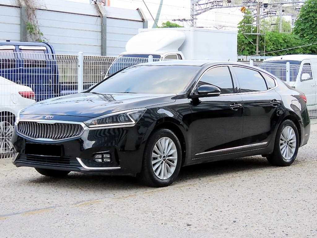 Kia K7 — photo 02