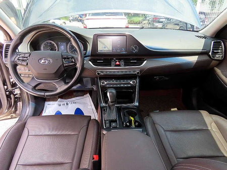Hyundai Grandeur — photo 01