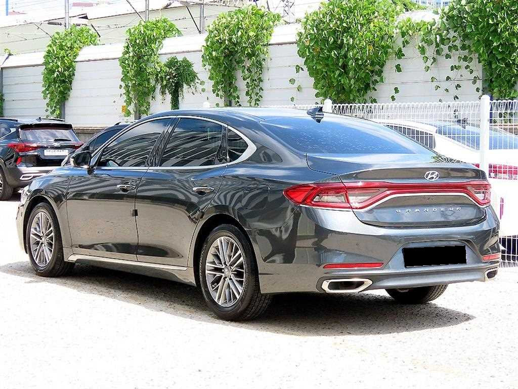 Hyundai Grandeur — photo 04