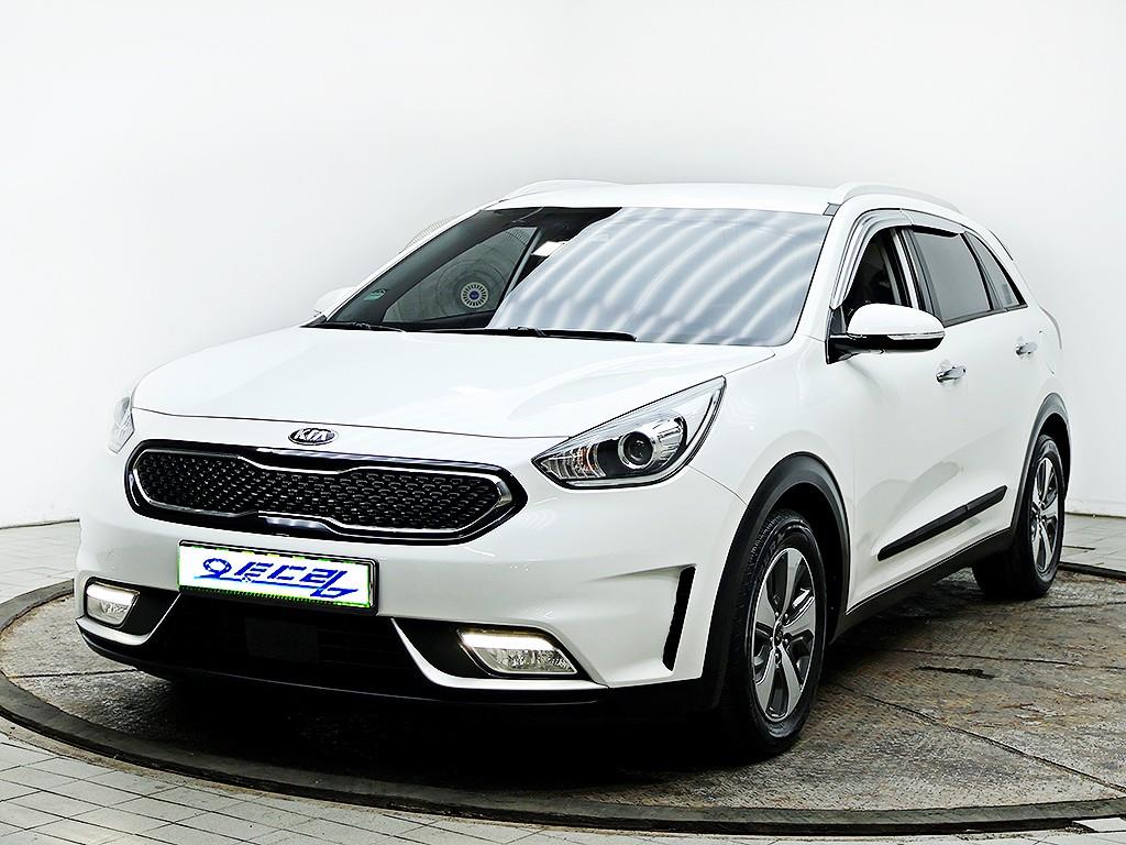 Kia Niro — photo 02
