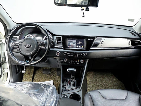 Kia Niro — photo 05
