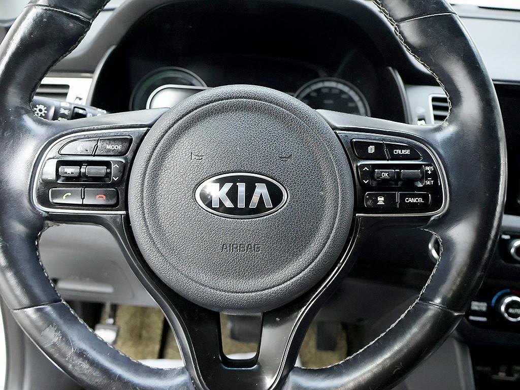 Kia Niro — photo 15
