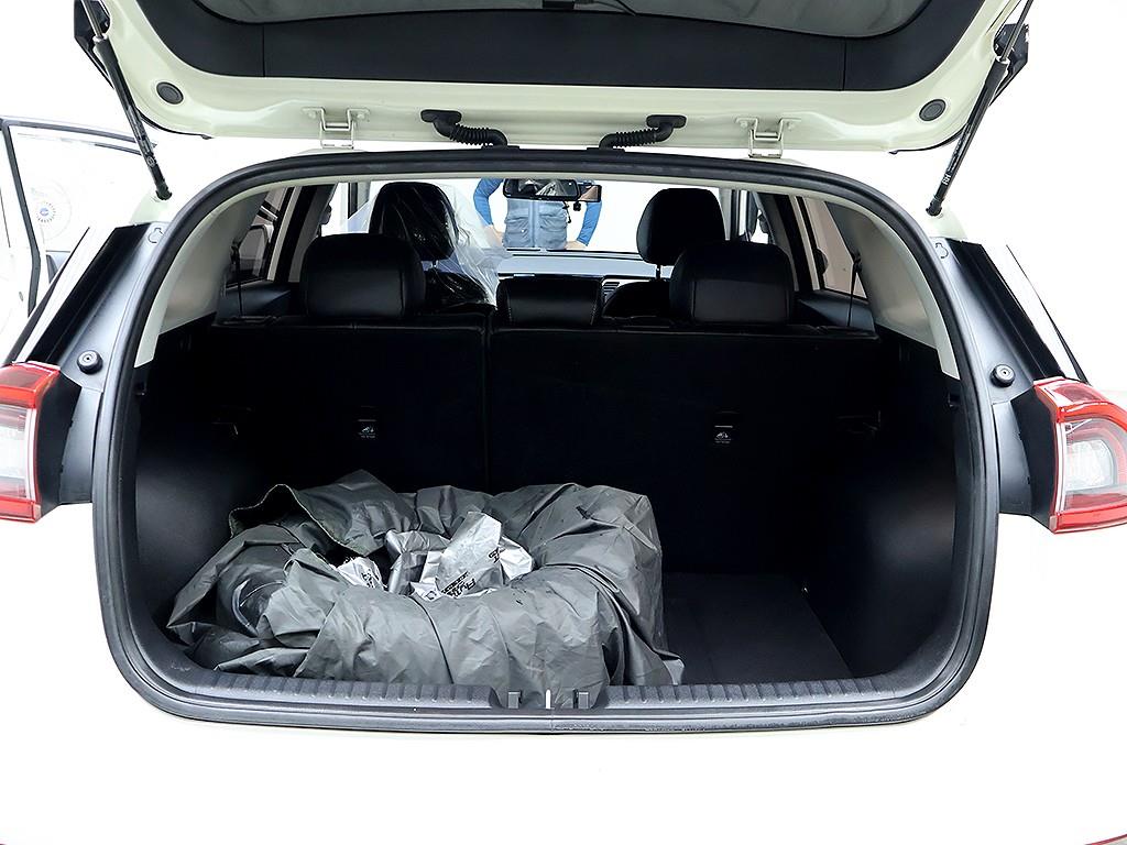 Kia Niro — photo 17