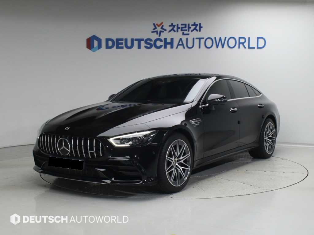 Mercedes-Benz AMG GT — photo 01