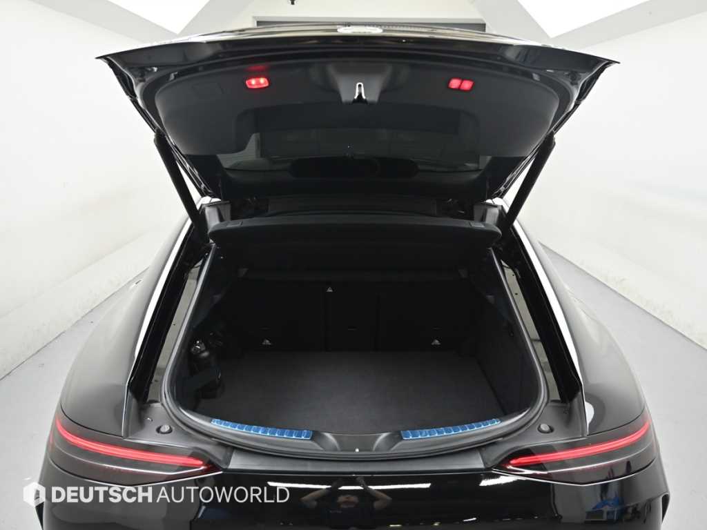 Mercedes-Benz AMG GT — photo 19