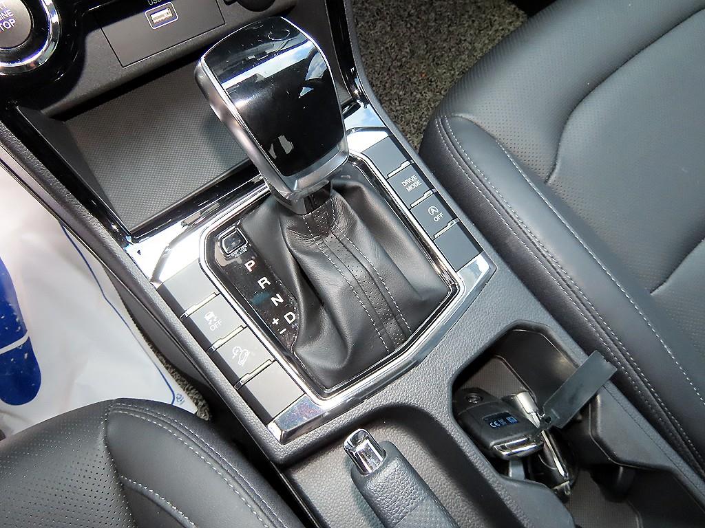 KGM KORANDO — photo 10