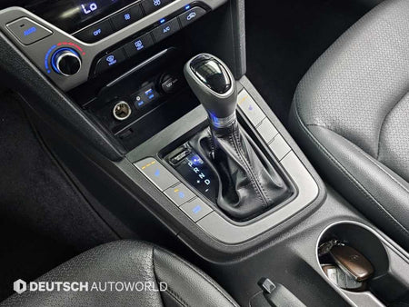 Hyundai Avante — photo 18