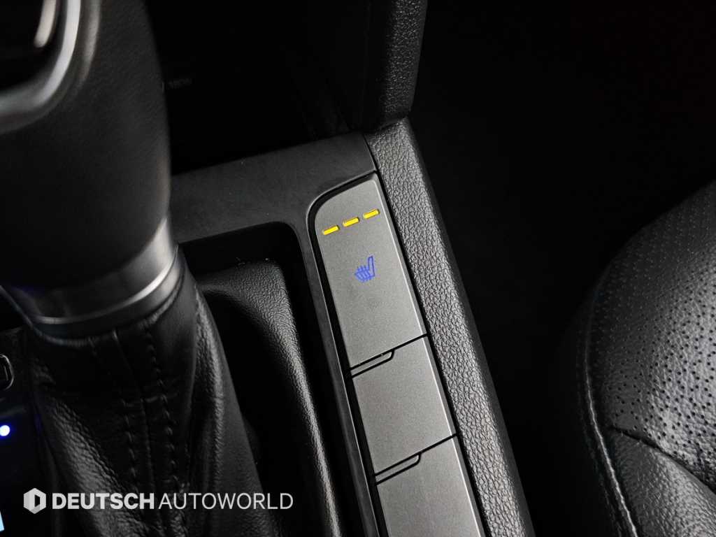 Hyundai Avante — photo 19
