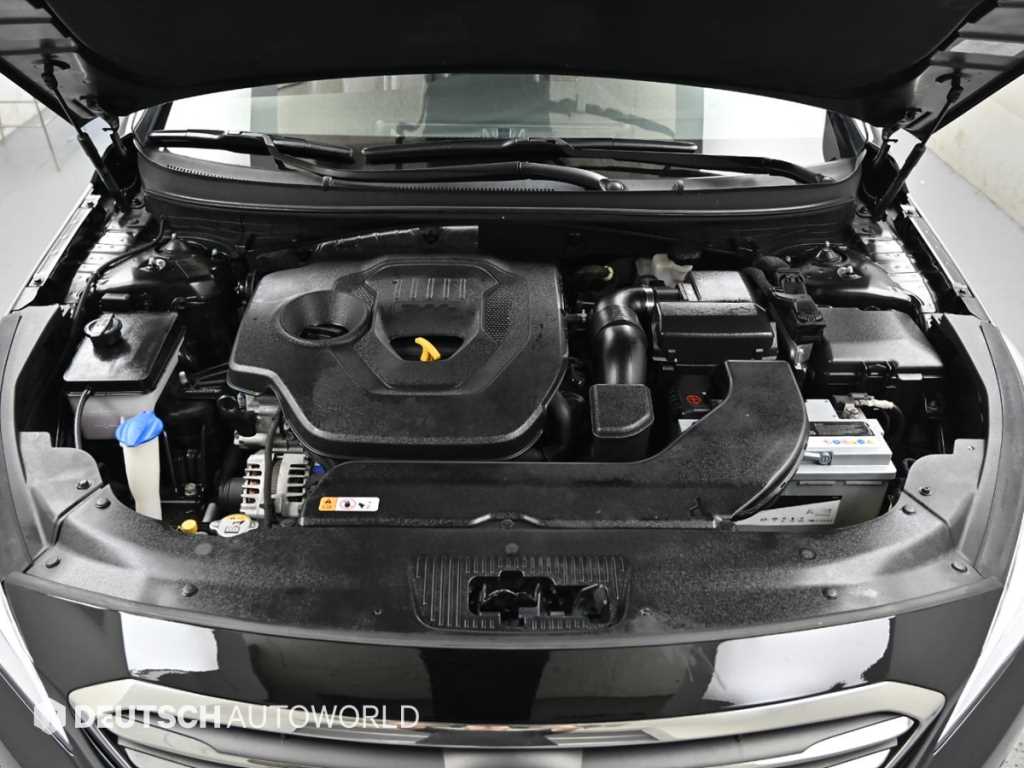 Hyundai Sonata — photo 07
