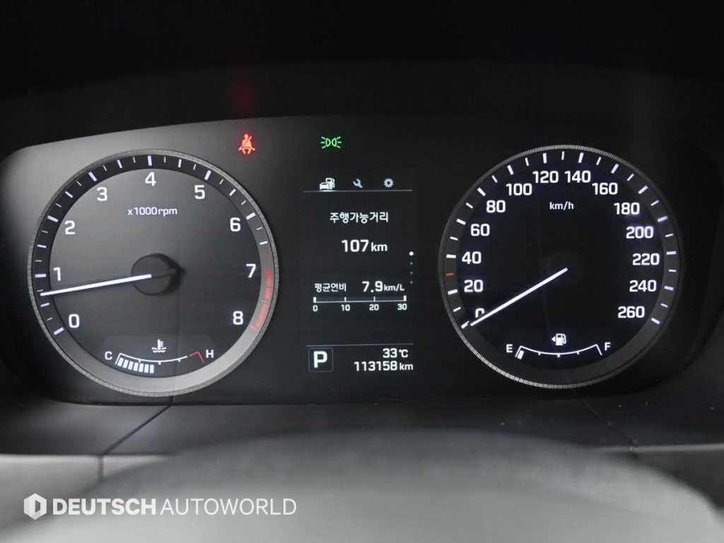 Hyundai Sonata — photo 09