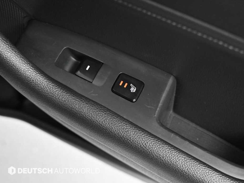 Hyundai Sonata — photo 18