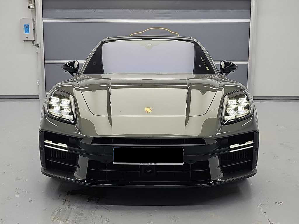 Porsche Panamera — photo 02
