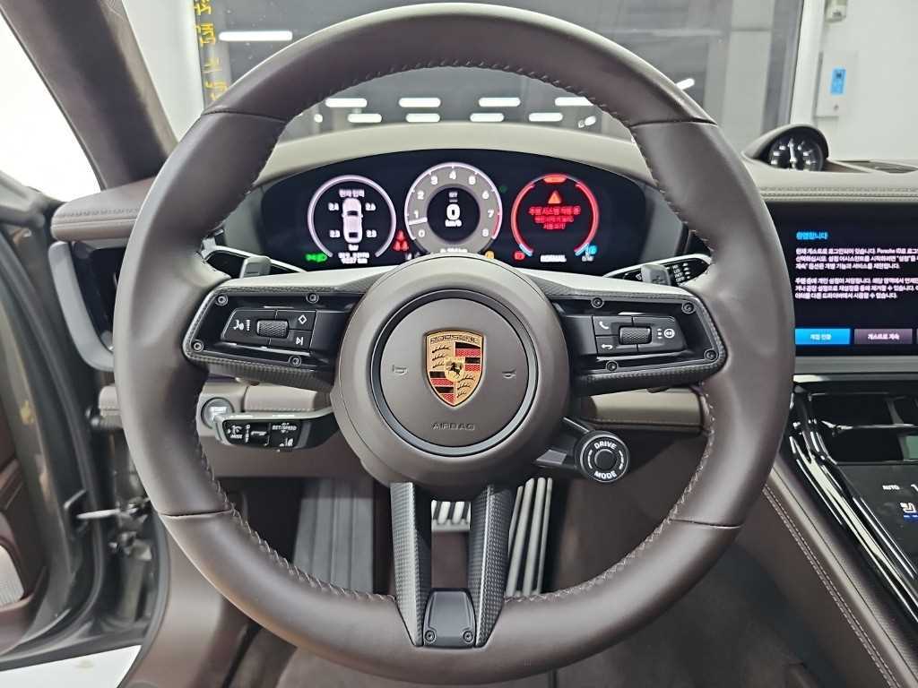 Porsche Panamera — photo 09