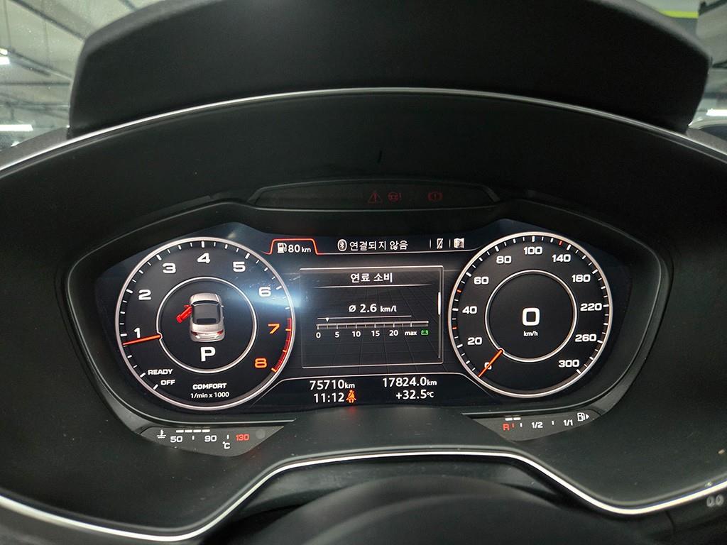 Audi TT — photo 09