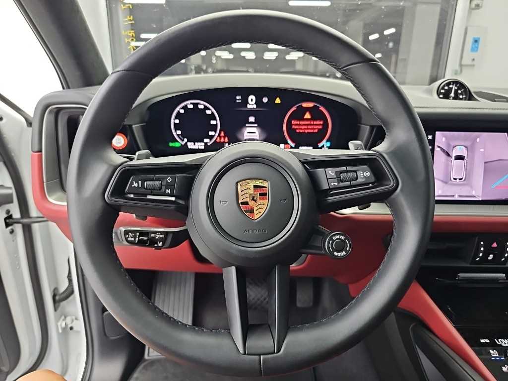 Porsche Cayenne — photo 09