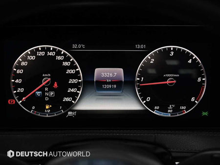 Mercedes-Benz S-Class — photo 08