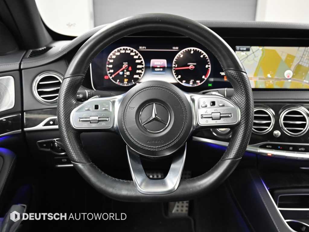 Mercedes-Benz S-Class — photo 13