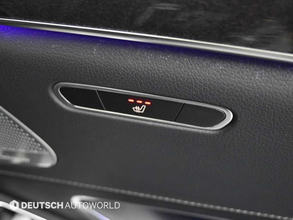 Mercedes-Benz S-Class — photo 16
