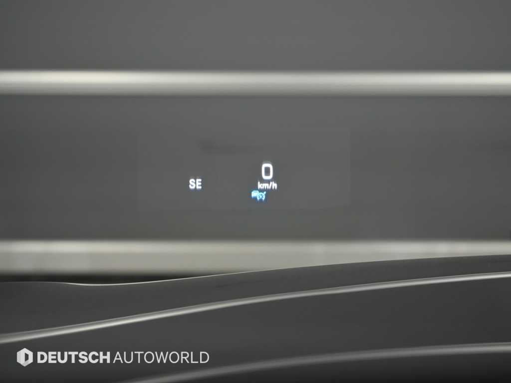 Mercedes-Benz S-Class — photo 17