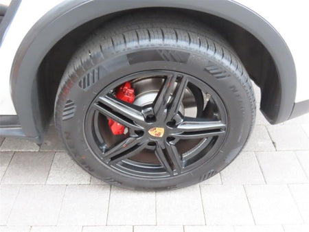 Porsche Cayenne — photo 17