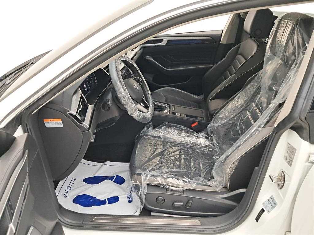 Volkswagen Arteon — photo 11