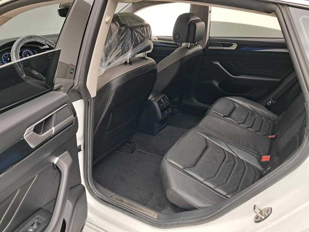 Volkswagen Arteon — photo 12