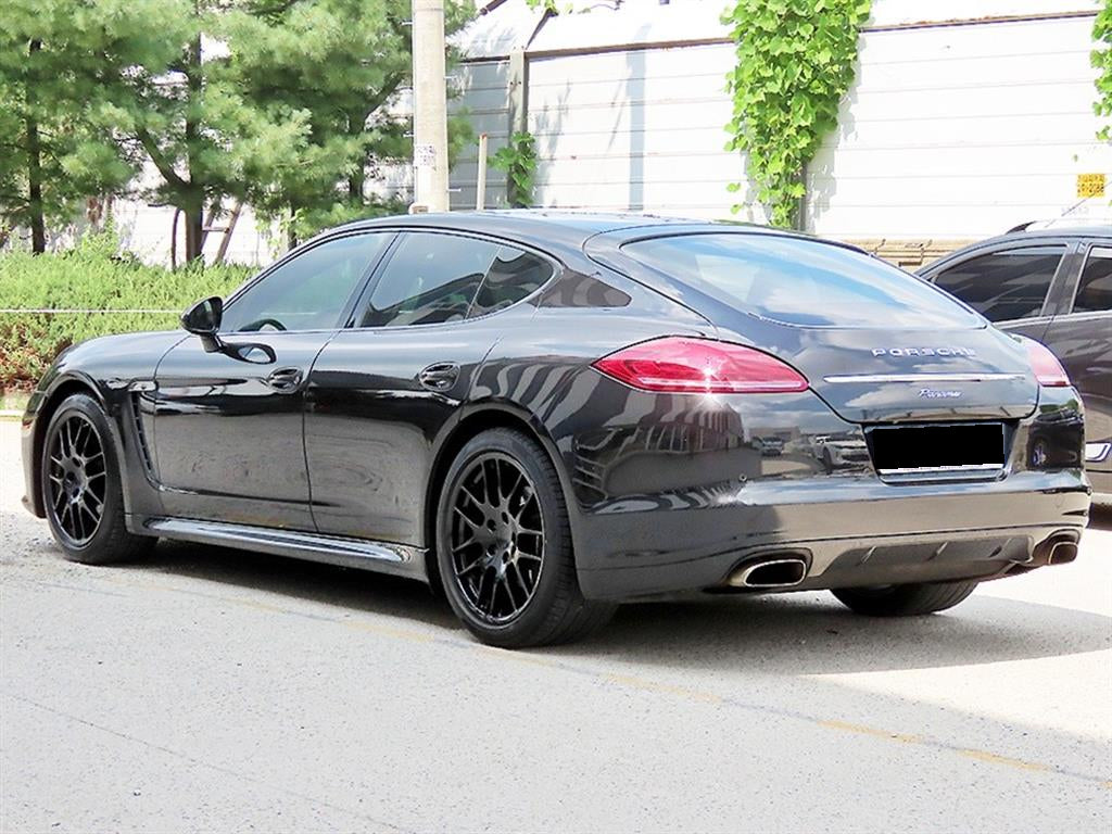 Porsche Panamera — photo 03