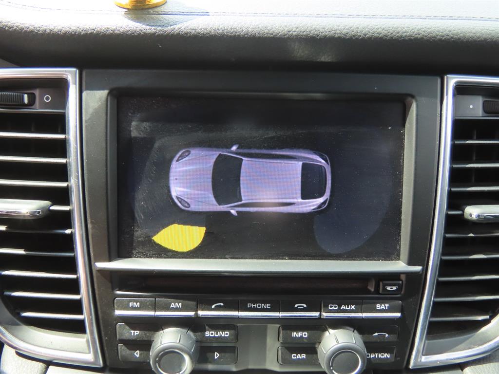 Porsche Panamera — photo 13