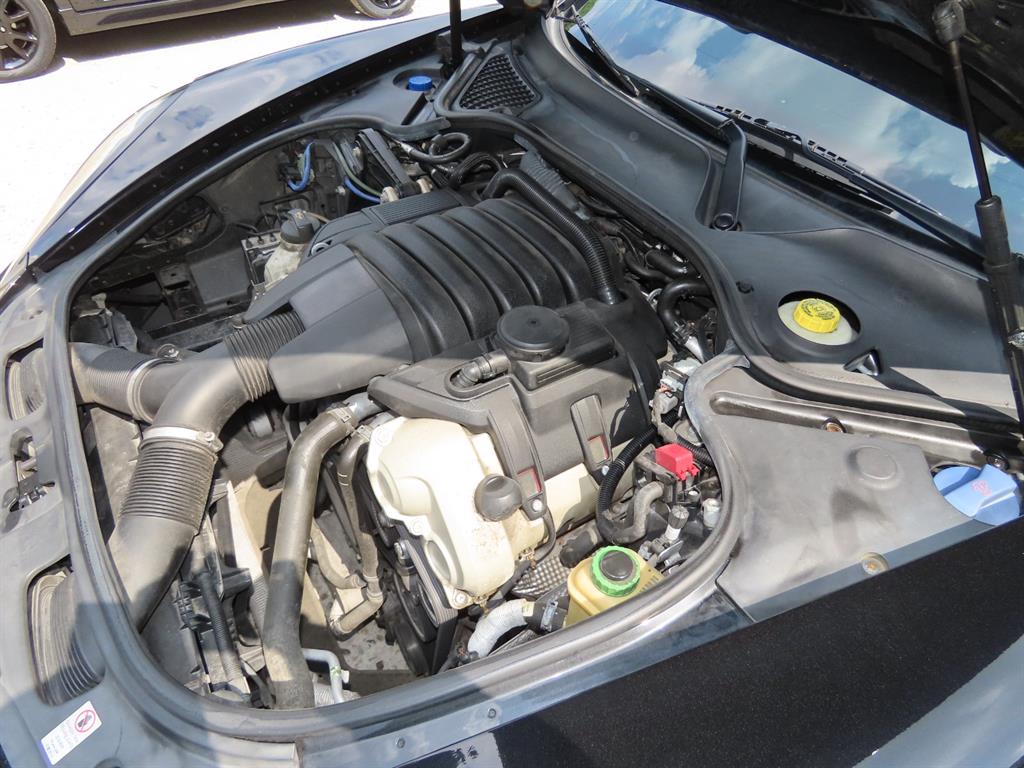 Porsche Panamera — photo 19