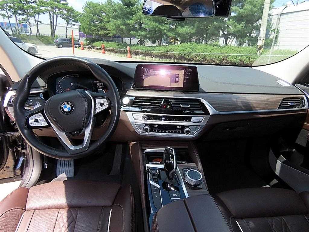 BMW Gran Turismo — photo 07