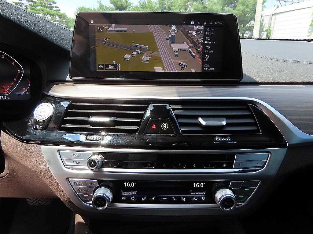 BMW Gran Turismo — photo 13