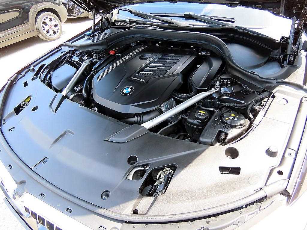 BMW Gran Turismo — photo 19