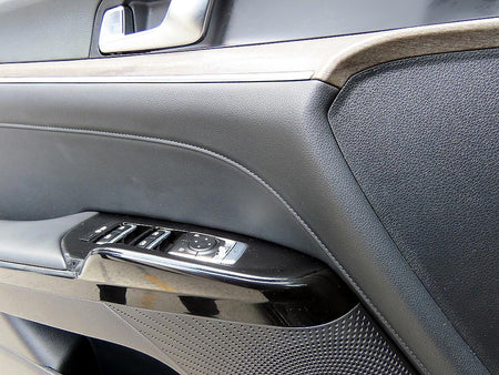Kia K5 — photo 11